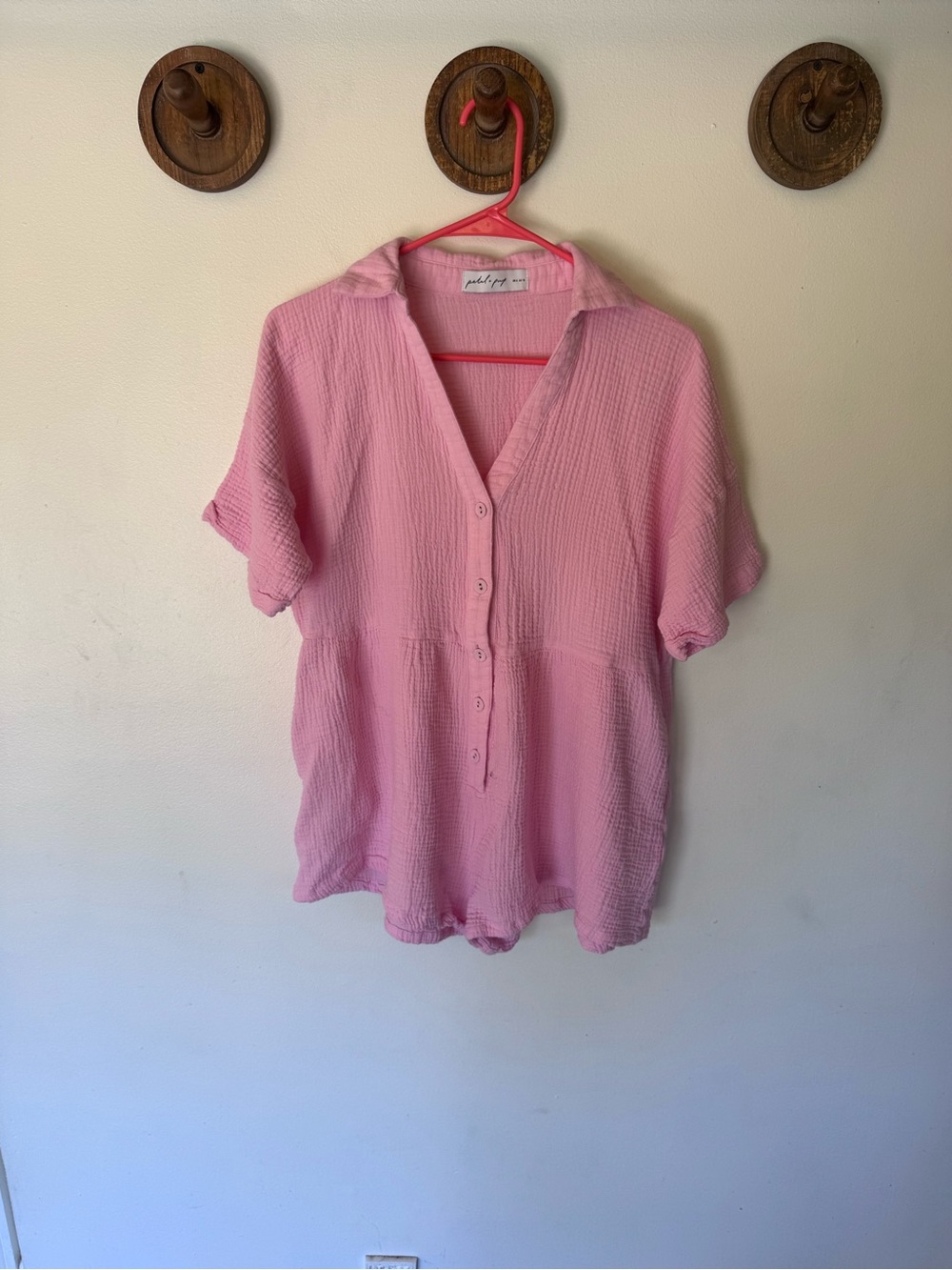 Petal and pup Pink Gauze cotton Button-Front romper size 6